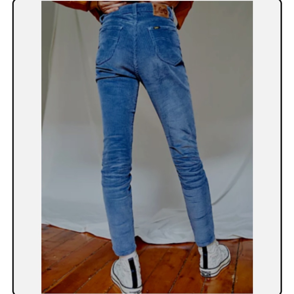 Lee Women's Ankle-Length High Rise Skinny Blue Corduroy Jeans